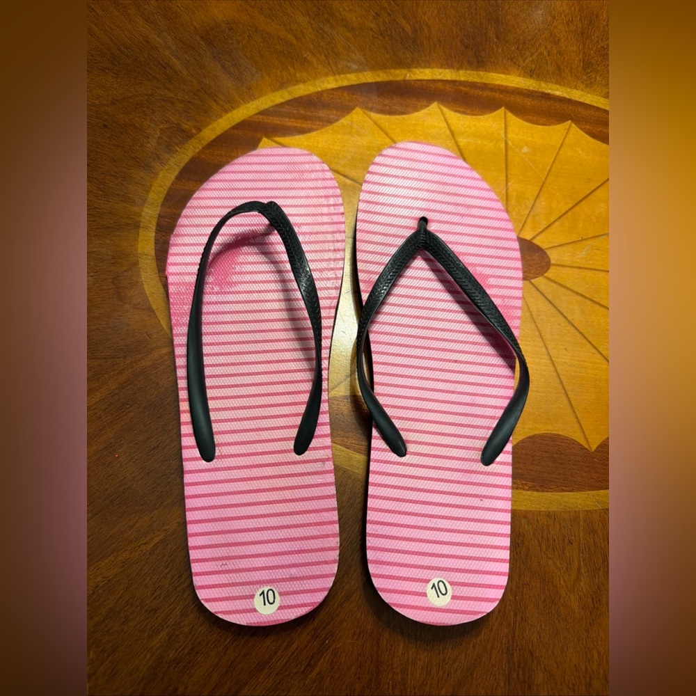 Ladies Size 10 Pink Stripe Flip Flops